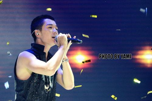 王栎鑫演唱会爆料视频 第2张 王栎鑫演唱会爆料视频 第2张